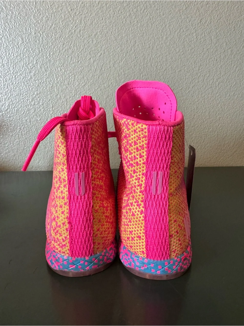 NWT NOBULL High Top Neon Pink Glitch Gym Workout Size: (W7) (M 5.5)